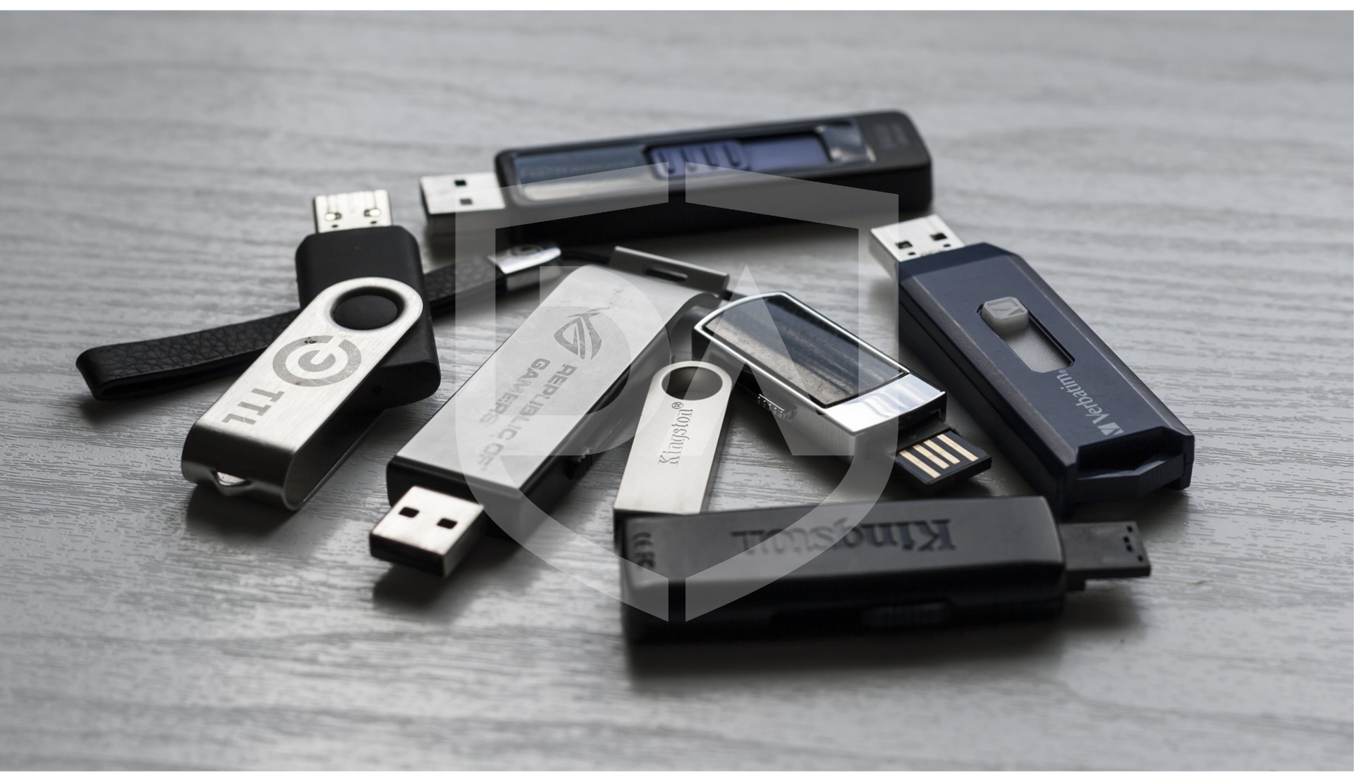 Datenschutz / DSGVO konform mit verschlüsselten USB-Sticks 